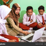 Transformasi Karakter Siswa: Kisah Inspiratif Neni Suwarni, S.Pd.SD dalam Menerapkan Pembelajaran Mendalam di SDN Bojong 05
