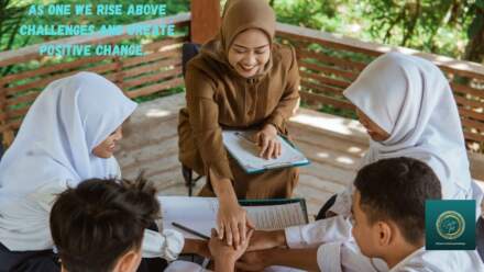 “Menginspirasi Pembelajaran Kreatif: Testimoni Musyarrafah SPdI tentang Pelatihan yang Mengubah Cara Mengajar”