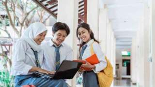 Menggali Potensi Siswa: Transformasi Pembelajaran yang Menginspirasi di SMK Bina Sejahtera 2 Kota Bogor
