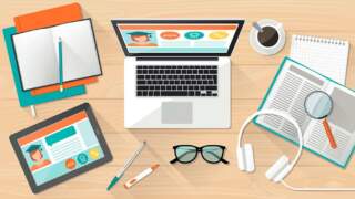 “Inovasi dalam Pengajaran: Yuliana S.Pd., M.Si. Meningkatkan Kualitas Kelas Melalui Webinar”