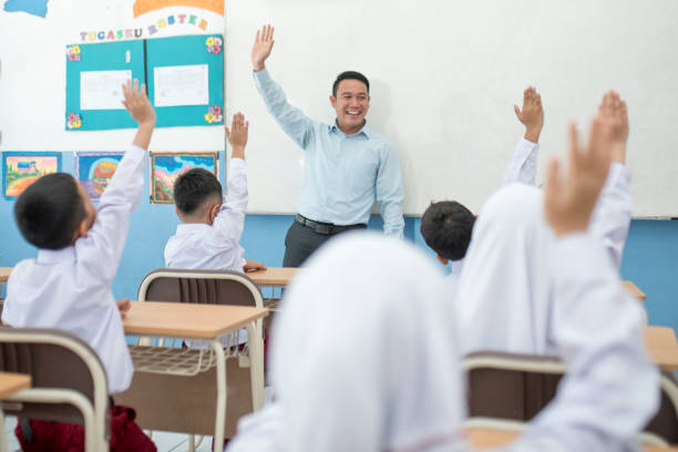 Membuka Era Pembelajaran: Testimoni Ida Heriyeni tentang Potensi Deep Learning dalam Pendidikan Dasar