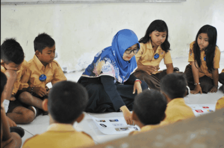 Membangun Masa Depan Cerdas: Pengalaman Menarik Lidia Anjaliani, S.Pd di Diklat Nasional 40JP