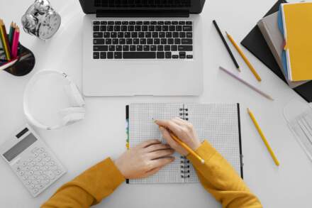 Mengembangkan Pembelajaran Interaktif di SDN 1 Kalimukti dengan Teknologi AI melalui Webinar 32JP
