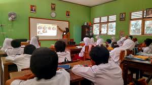 Testimoni Nursinta Simaibang, S.Pd: Meningkatkan Kualitas Pembelajaran Melalui Pelatihan Inovatif